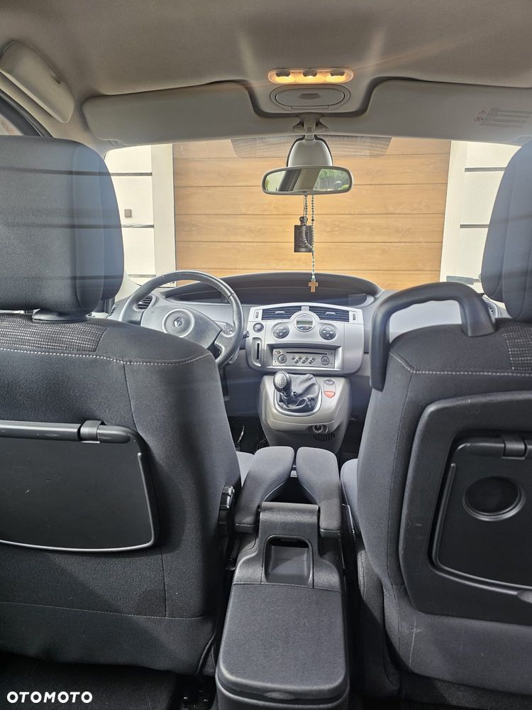 Renault Scenic 1.9 dCi Confort Privilege - 15