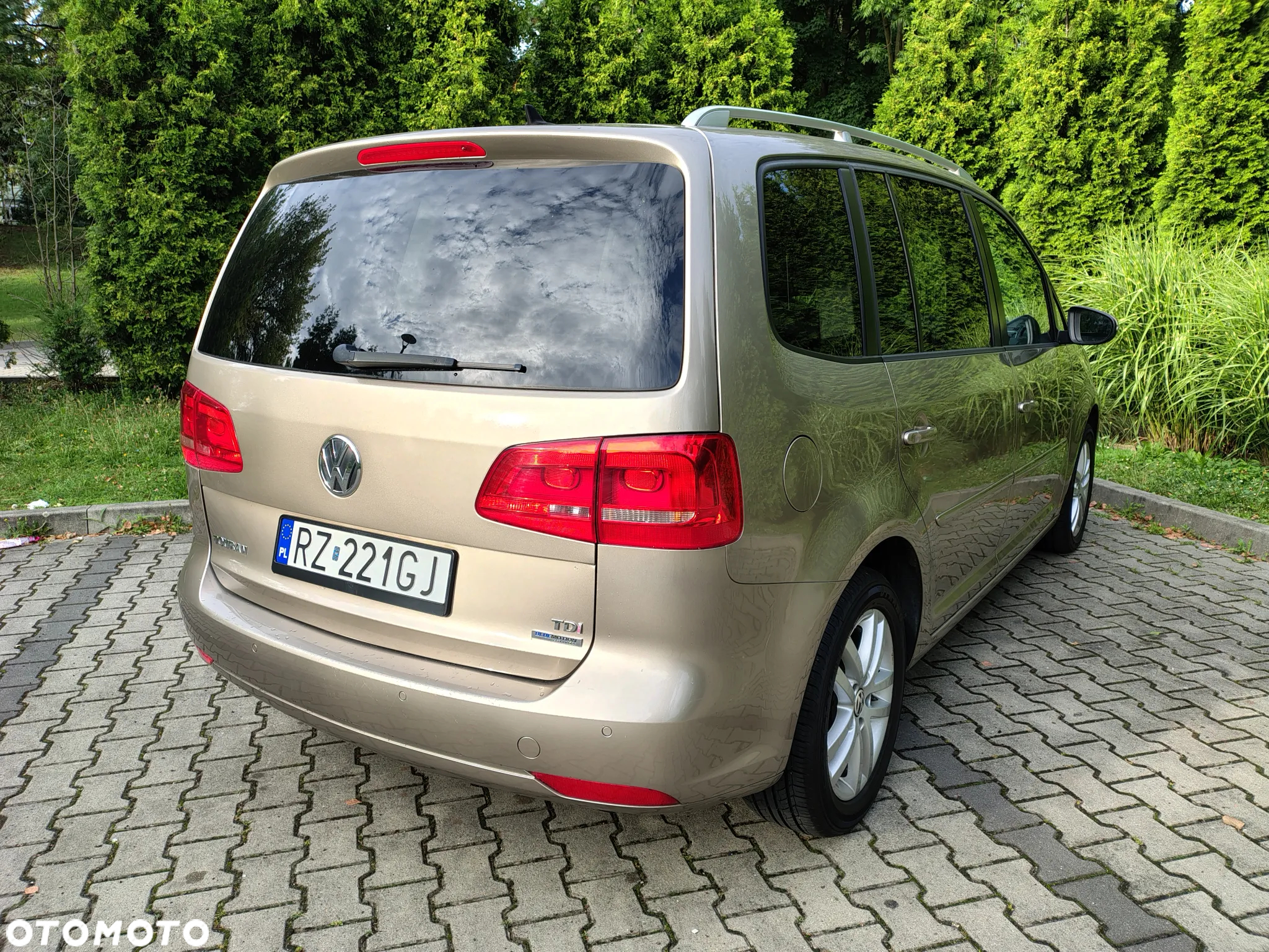 Volkswagen Touran 1.6 TDI DPF BlueMotion Technology Highline - 7