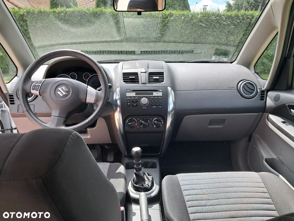 Suzuki SX4 2.0 DDiS Comfort 4WD - 10