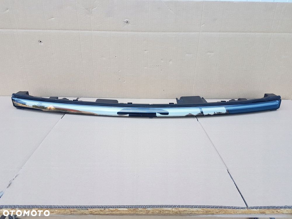 lampa przód blenda mercedes eqa led - 1