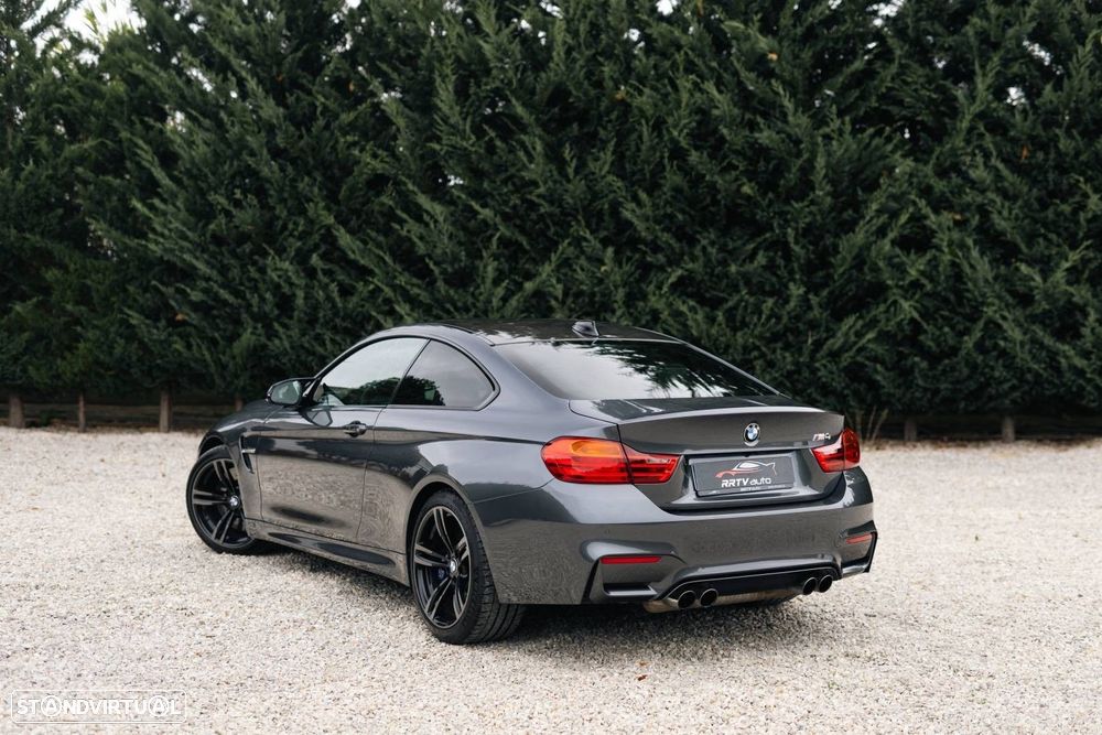 BMW M4 Auto - 2