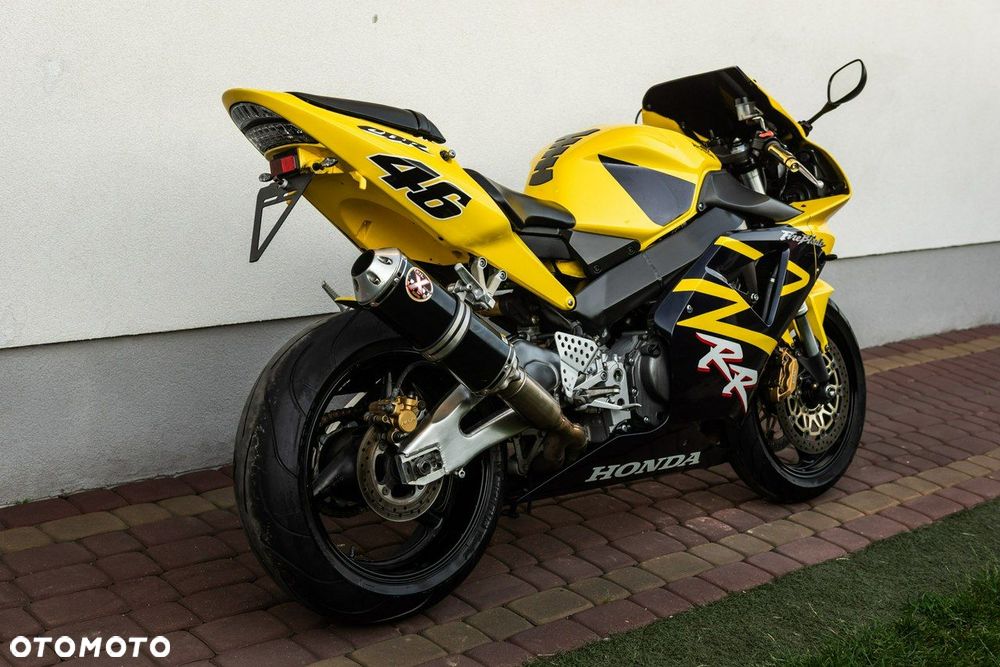 Honda CBR - 3