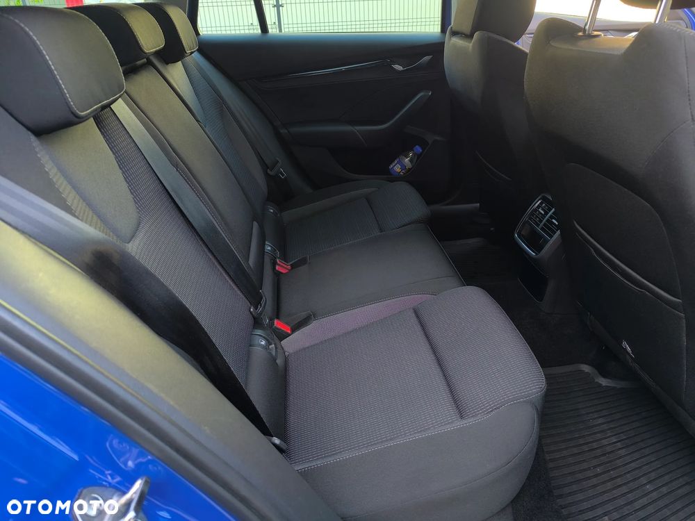Skoda Octavia 2.0 TDI Ambition - 8