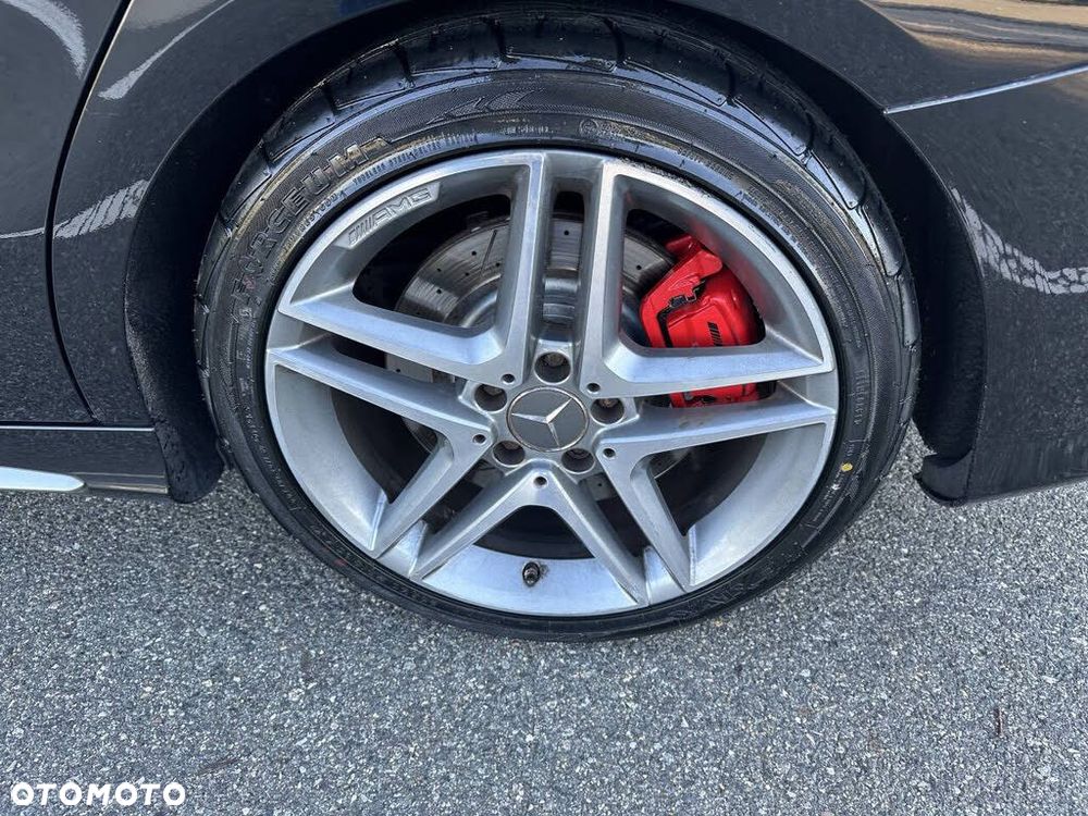 Mercedes-Benz CLA 45 AMG 4Matic 7G-DCT - 35