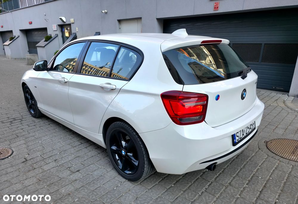 BMW Seria 1 118d Sport Line - 3
