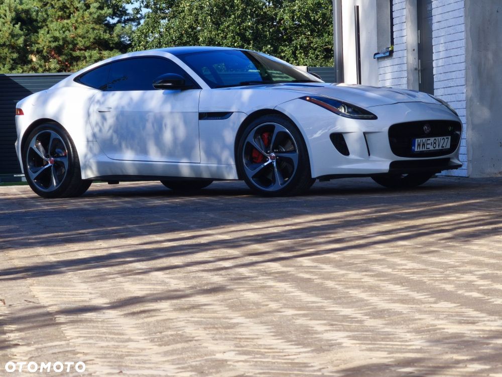 Jaguar F-Type - 8
