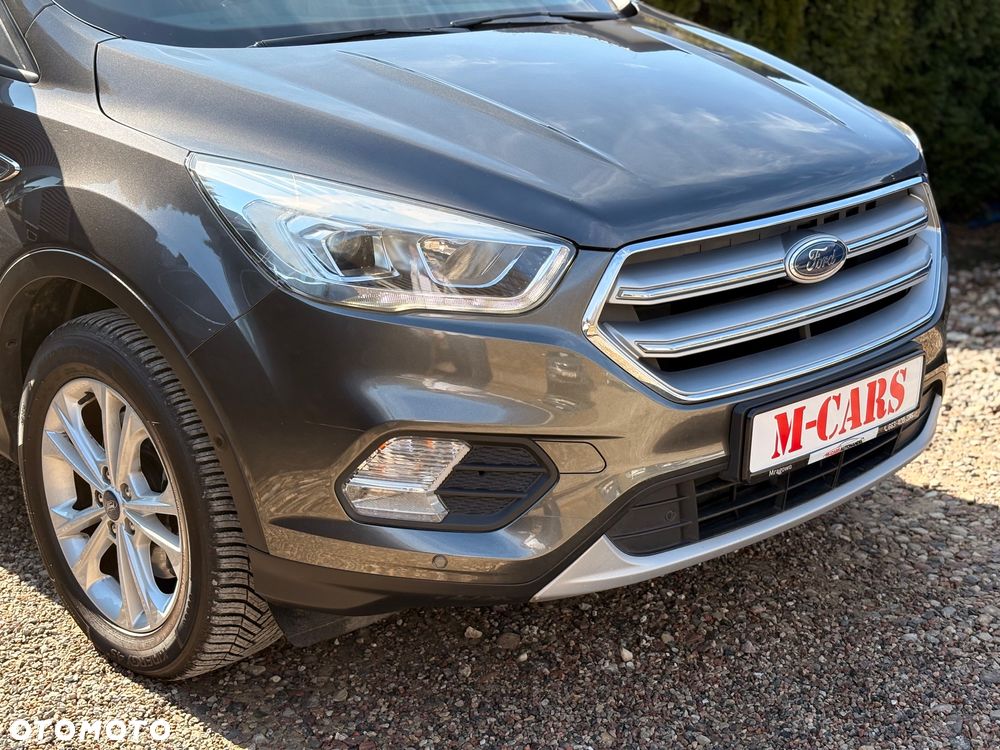 Ford Kuga 2.0 TDCi 2x4 Titanium - 10