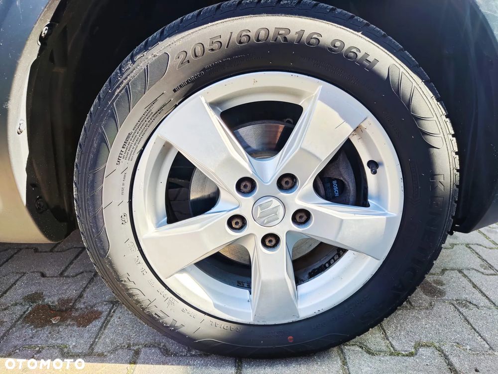 Suzuki SX4 - 37