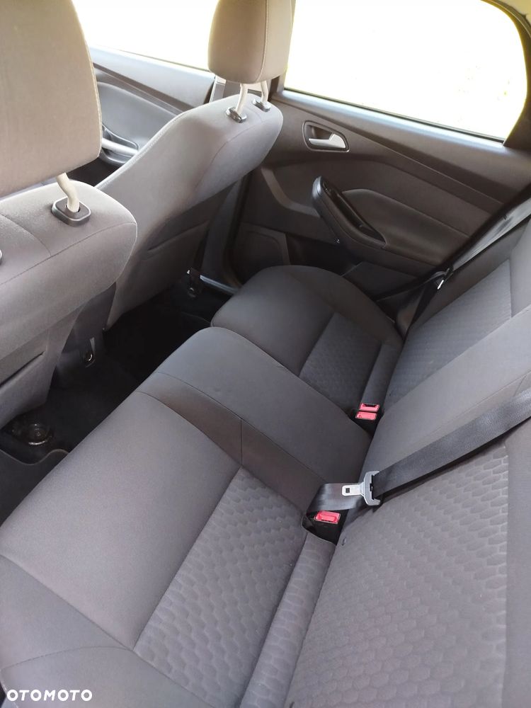 Ford Focus 1.6 TDCi DPF Champions Edition - 14