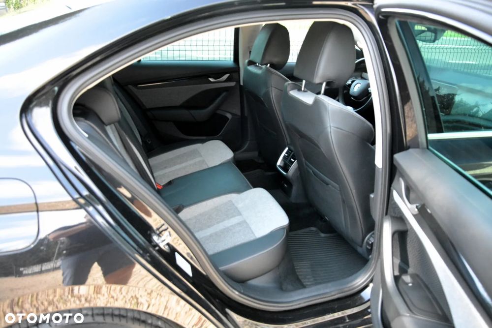 Skoda Octavia 2.0 TDI Selection - 35
