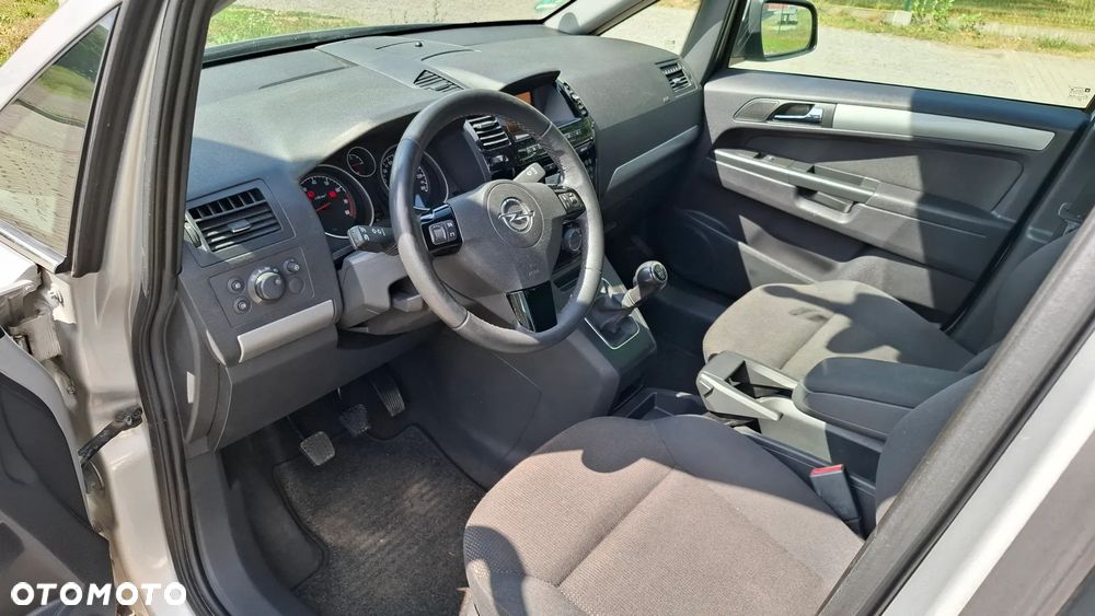 Opel Zafira 1.8 Edition Plus - 7