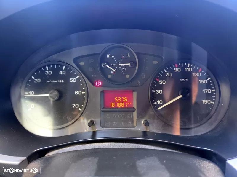 Peugeot partner 1.6 hdi , 3 lug. iva dedutivel - 20