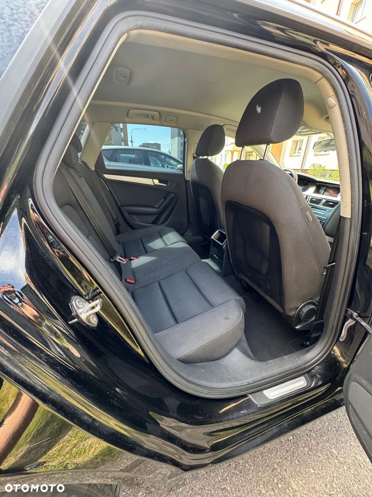 Audi A4 Avant 2.0 TDI DPF Ambiente - 14