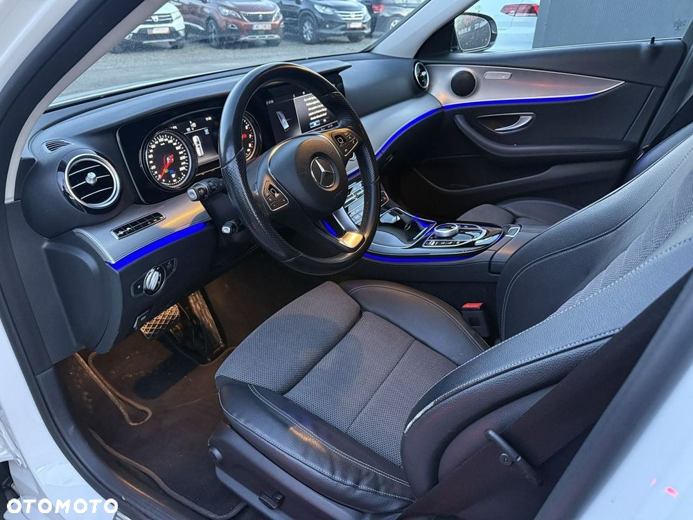 Mercedes-Benz Klasa E - 12