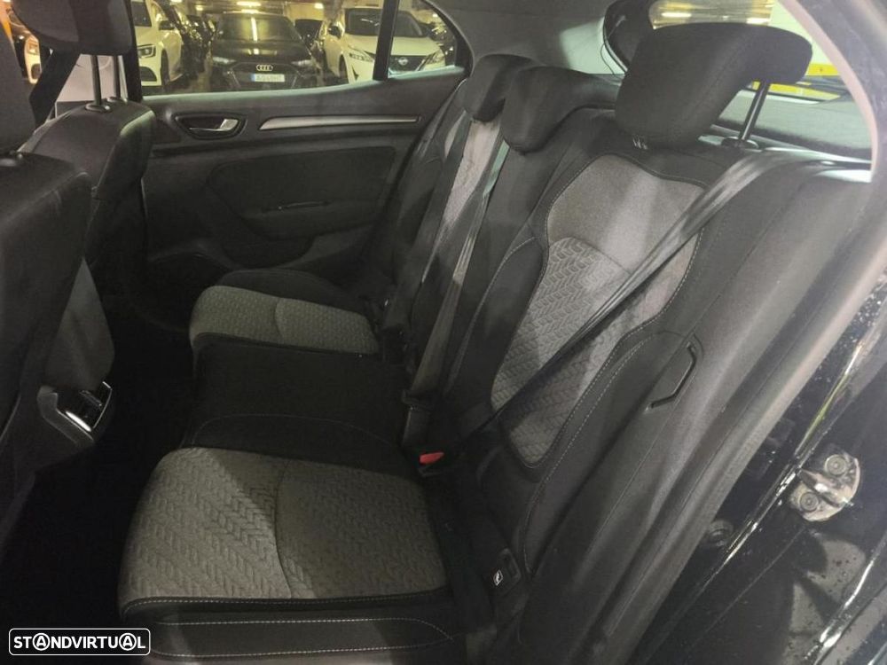 Renault Mégane 1.5 Blue dCi Limited - 4