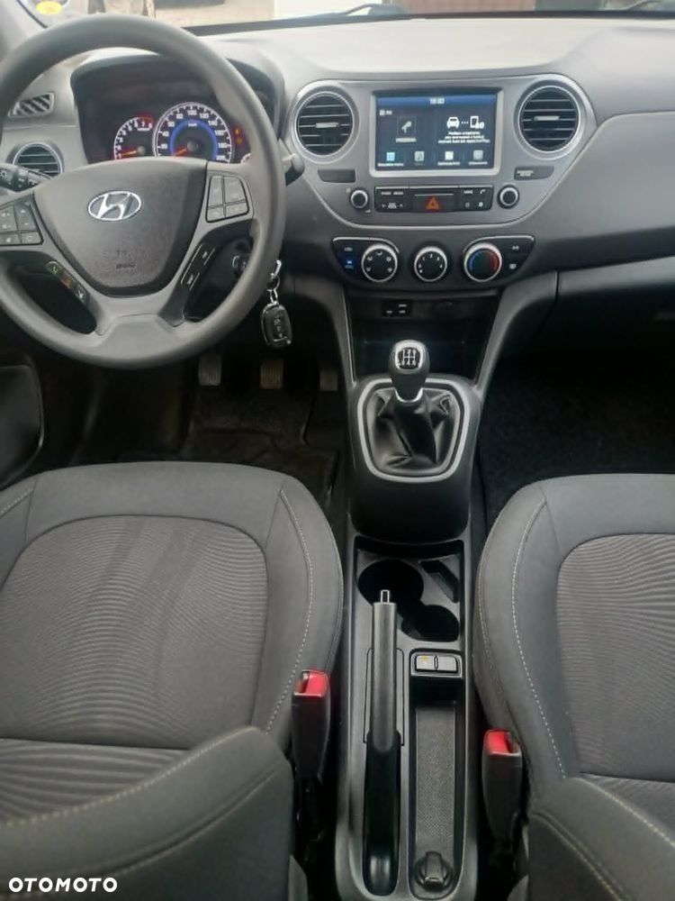 Hyundai i10 - 13