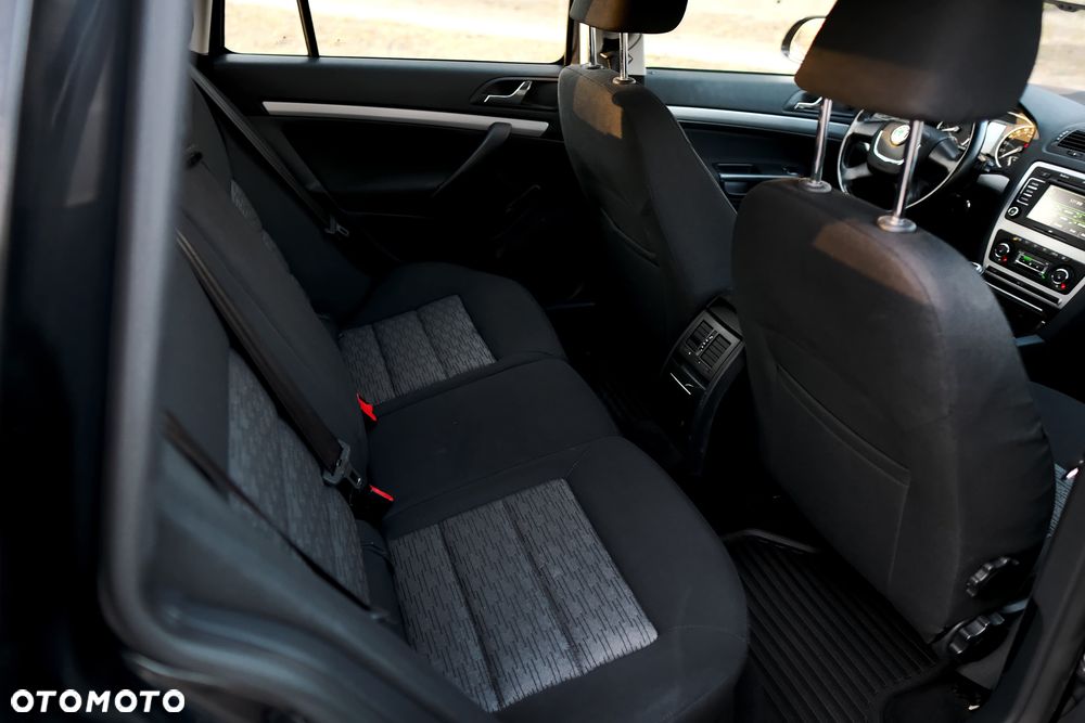 Skoda Octavia - 25