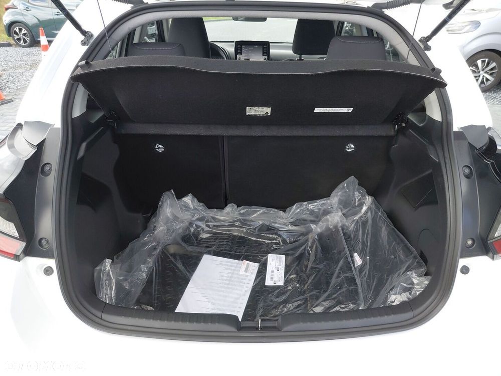 Toyota Yaris 1.0 Comfort - 13
