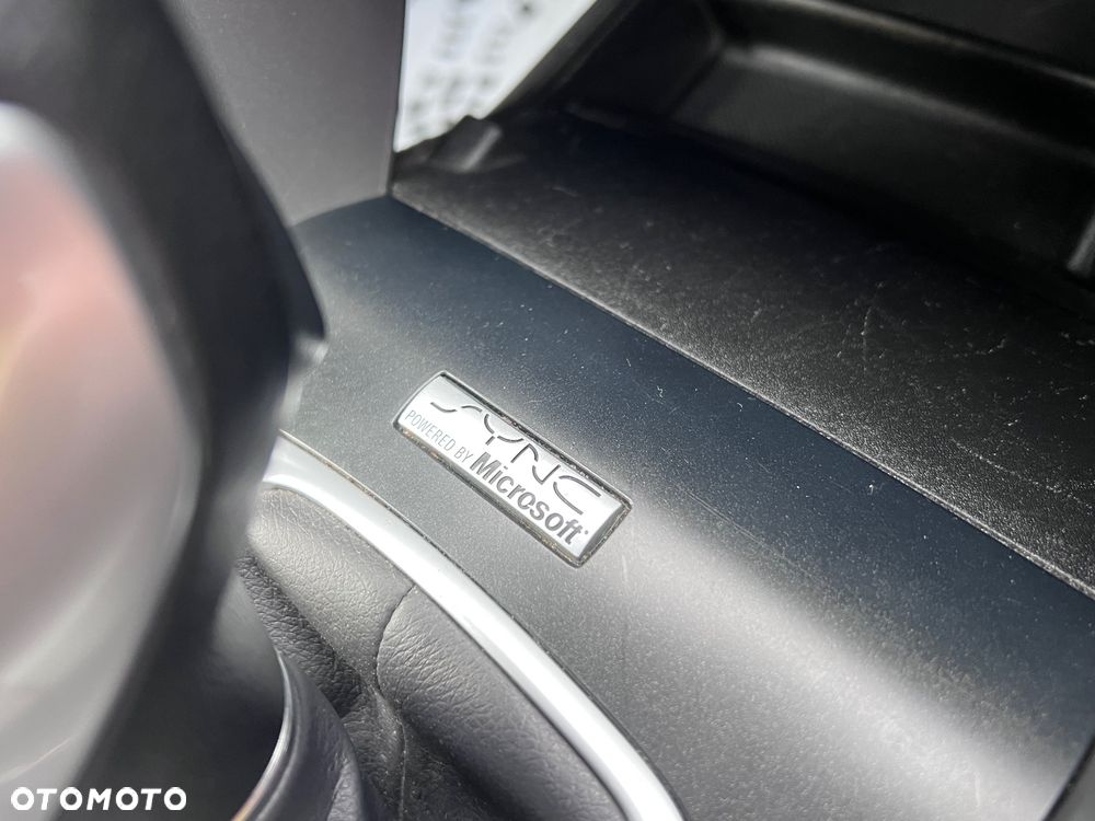 Ford Mondeo 2.0 TDCi Titanium PowerShift - 36