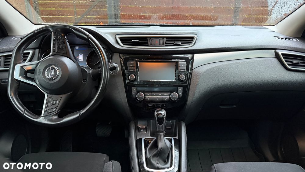 Nissan Qashqai 1.3 DIG-T N-Connecta DCT - 7