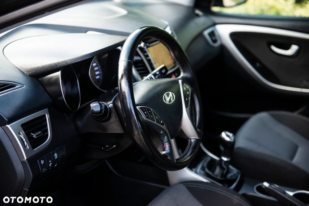 Hyundai i30 1.4 Premium - 19