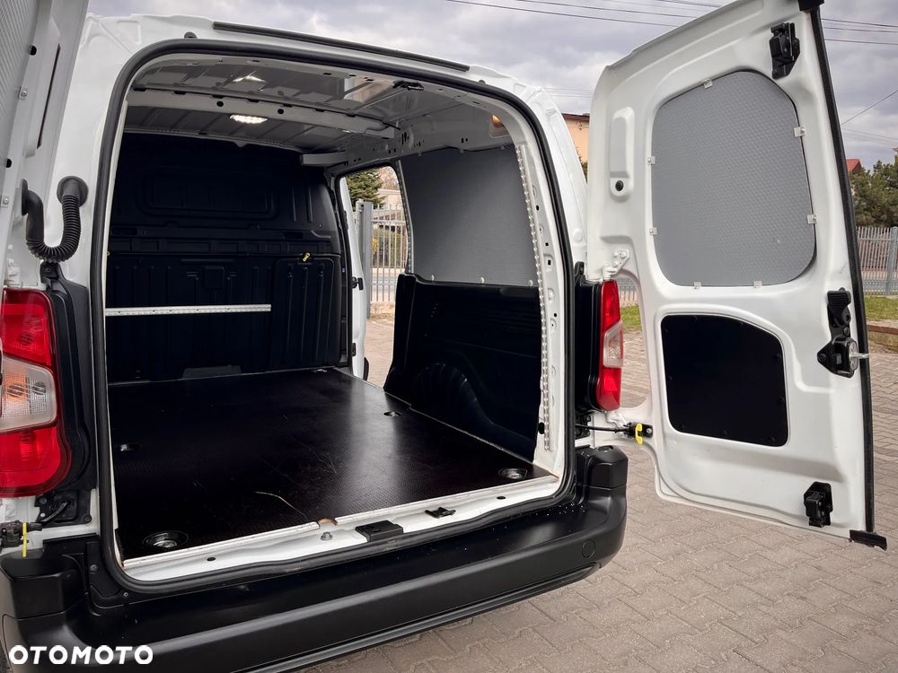 Citroën BERLINGO LONG / 3 OSOBY / SALON POLSKA / BEZWYPADKOWY / DOSTĘPNE 15 SZTUK - 22