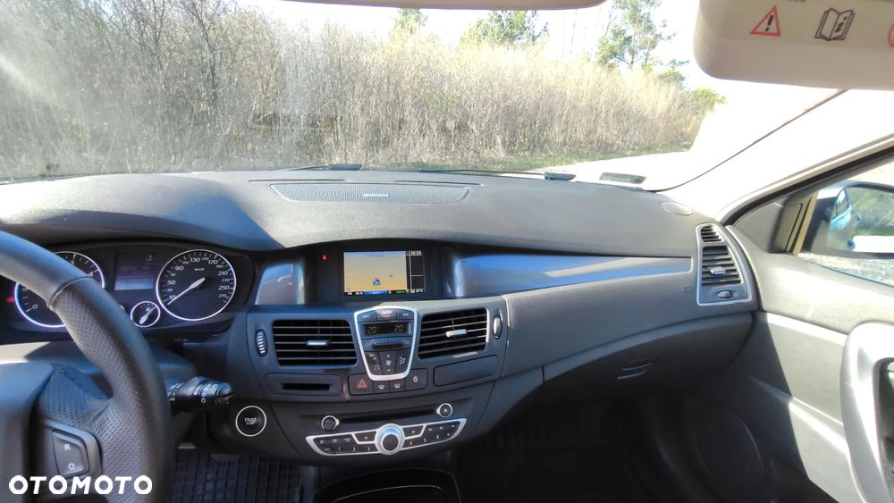 Renault Laguna dCi 150 FAP Bose - 9