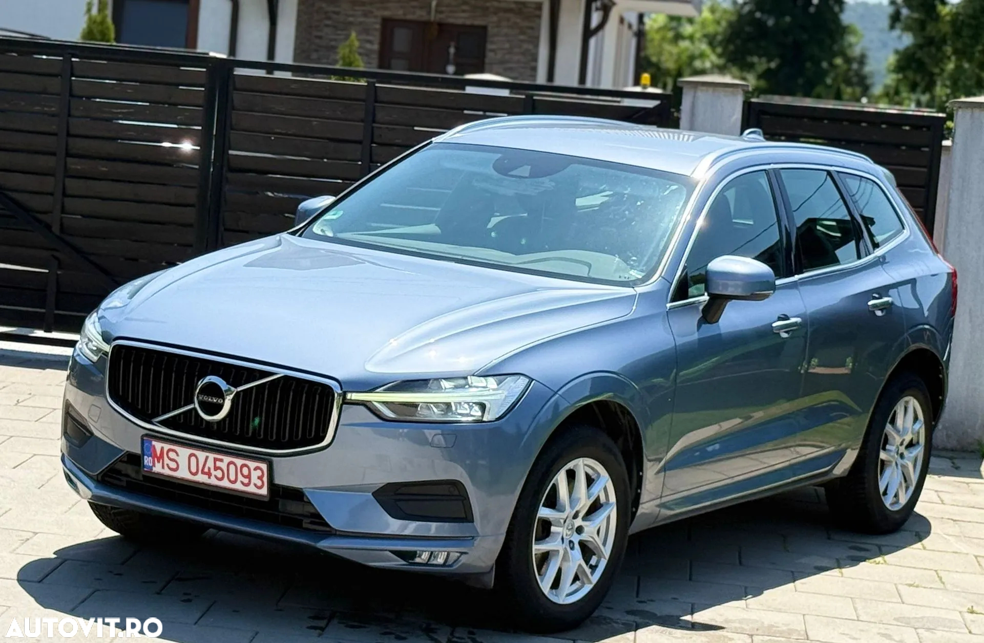 Volvo XC 60 D4 AWD Geartronic Momentum - 6