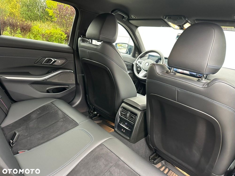 BMW Seria 3 - 24