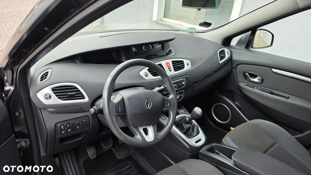 Renault Grand Scenic 1.6 16V 110 Expression - 15