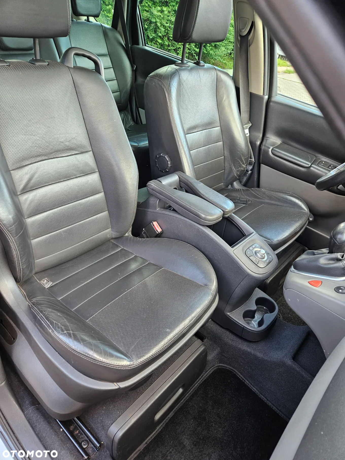 Renault Scenic - 11