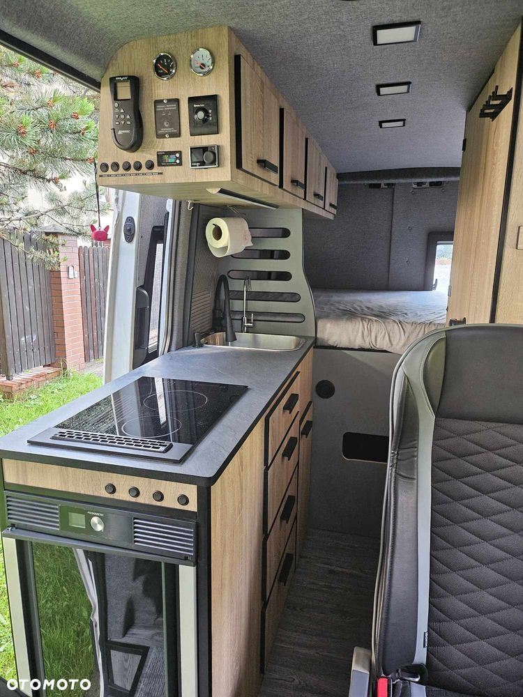 Volkswagen Crafter - 17