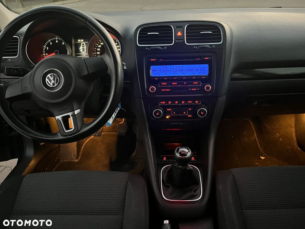 Volkswagen Golf 1.2 TSI BlueMotion Technology Comfortline - 28