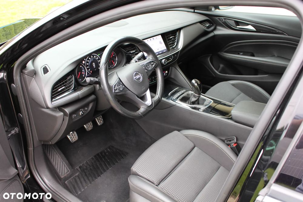 Opel Insignia 2.0 CDTI Exclusive S&S - 11