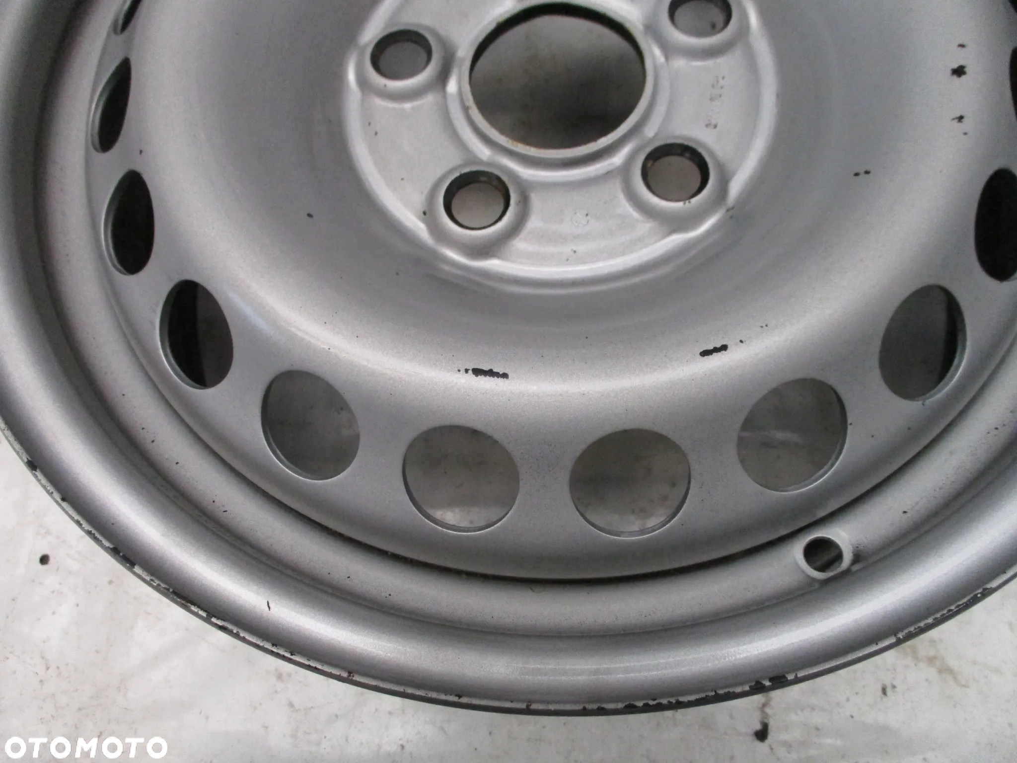 FELGI STALOWE  16 VW T5 T6 ET51 - 12