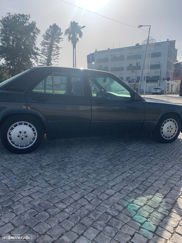 Mercedes-Benz A 190 - 11