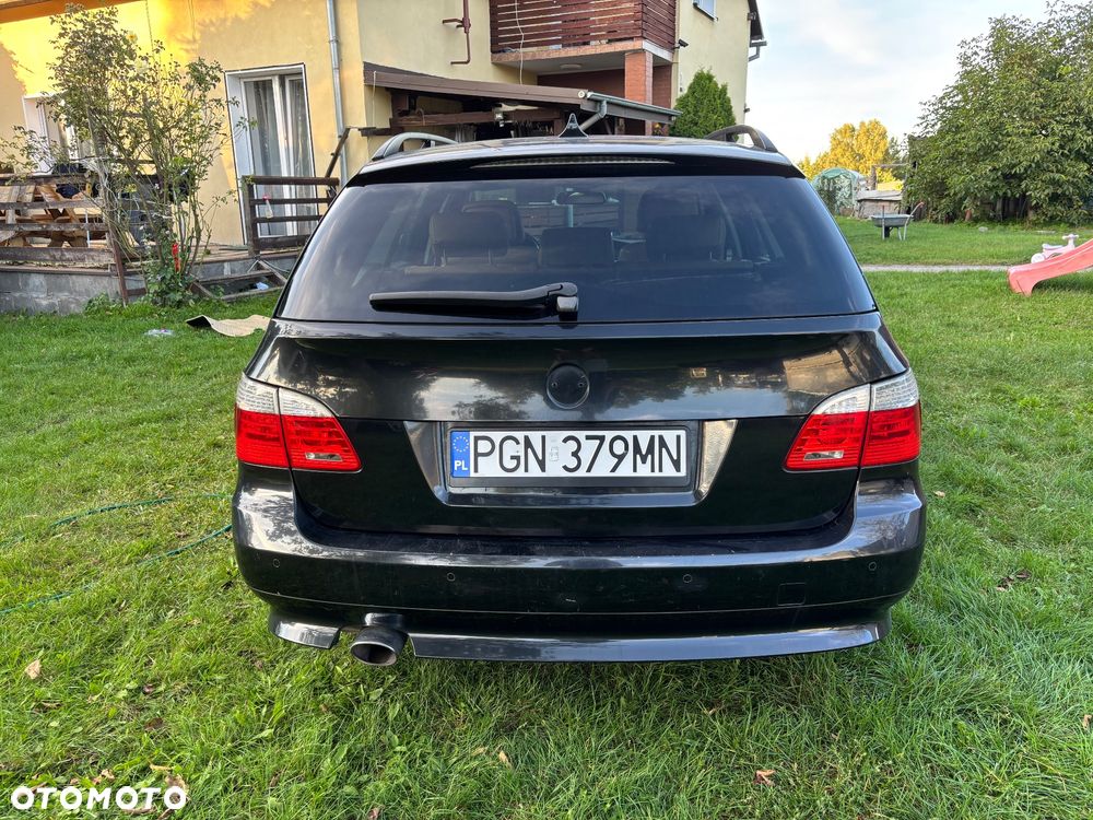 BMW Seria 5 520d - 5