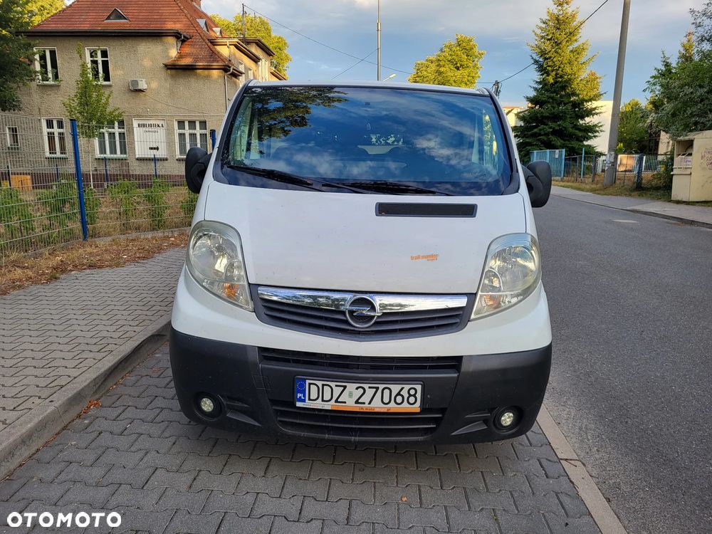 Opel Vivaro - 2