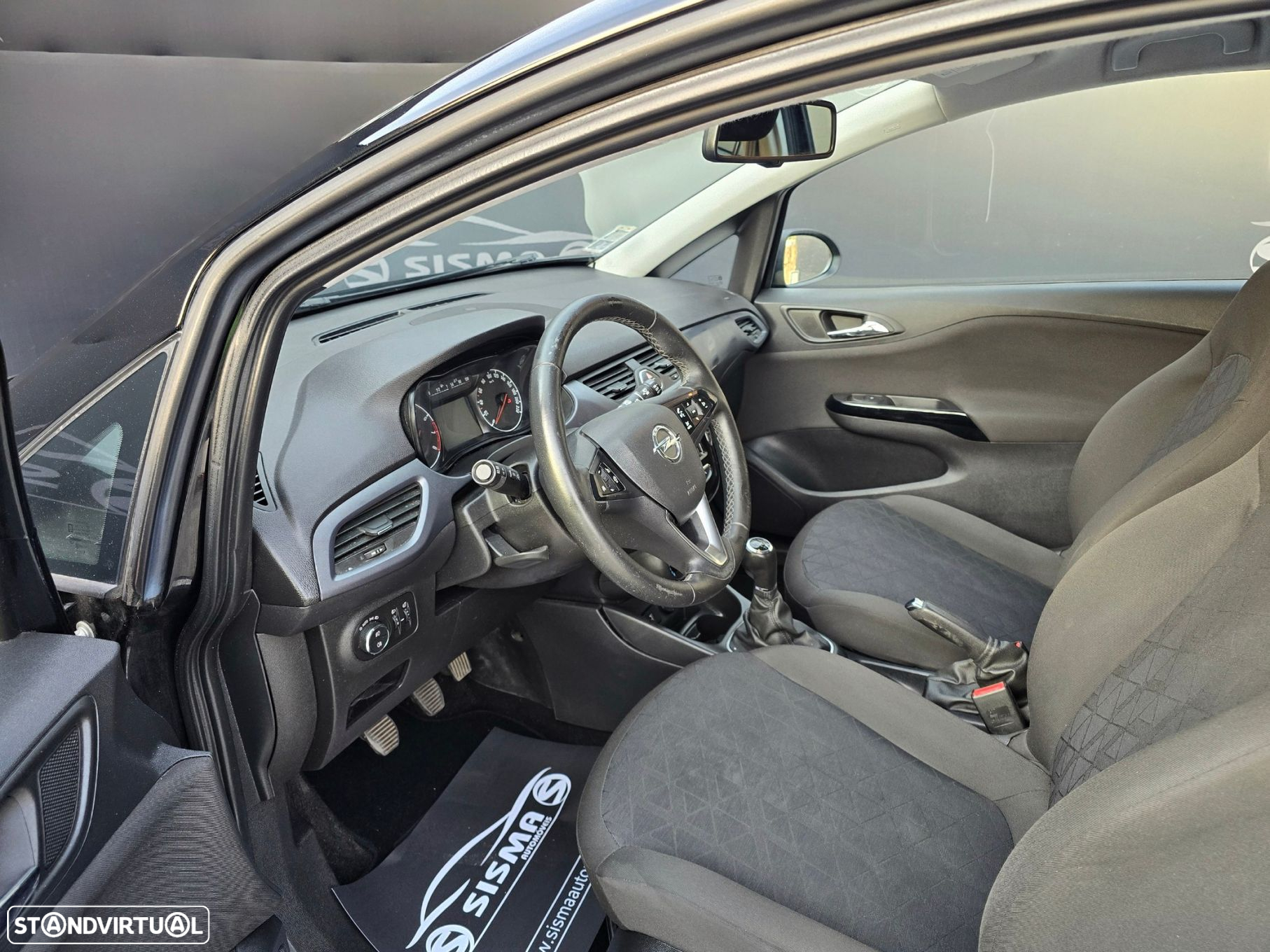 Opel Corsa 1.0 T 120 Anos - 12