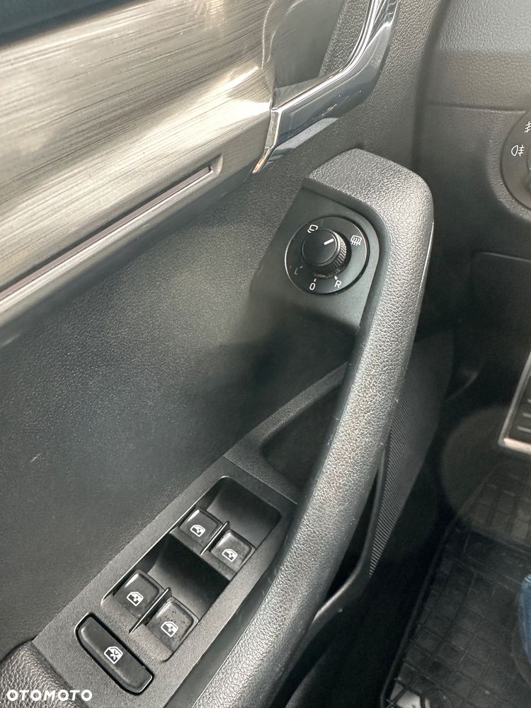 Skoda Octavia Combi 1.6 TDI DSG Ambition - 11