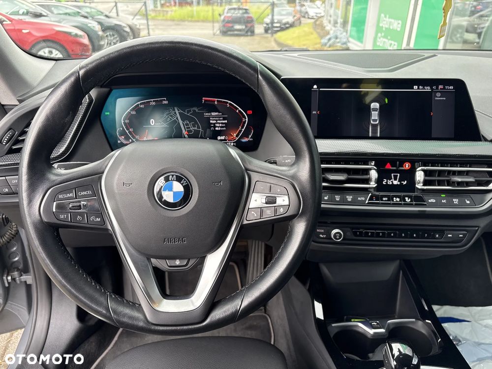 BMW Seria 2 218i sport - 15