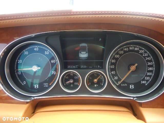 Bentley Continental GT Speed - 38