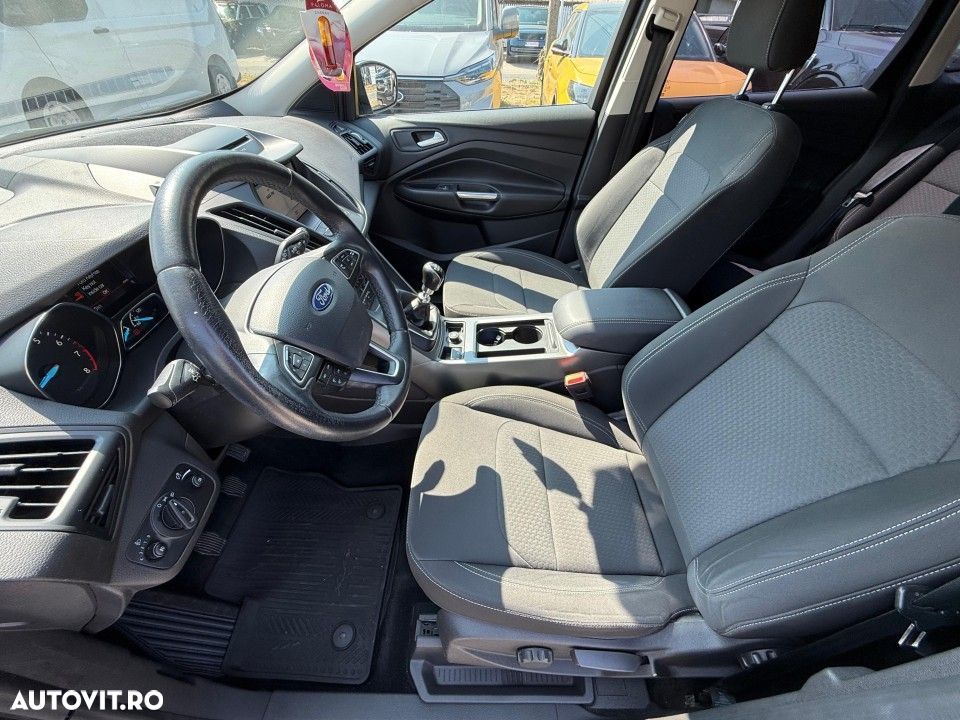 Ford Kuga 1.5 EcoBoost 2WD Trend - 19
