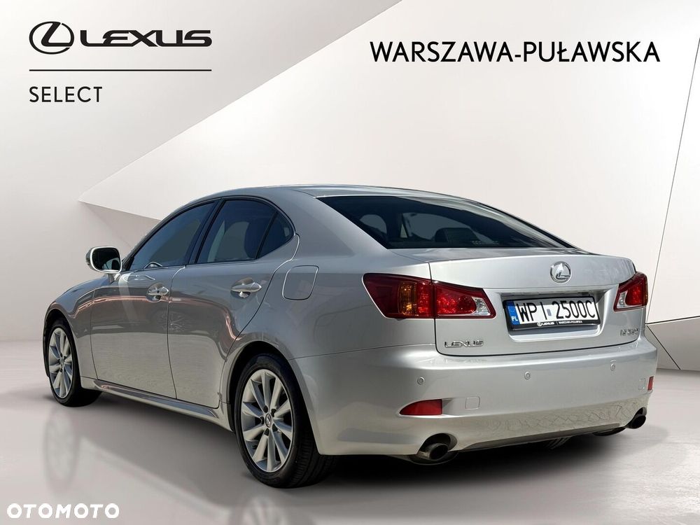 Lexus IS - 3