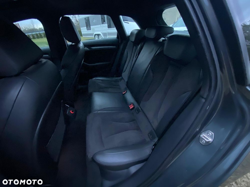 Audi A3 Sportback 1.6 TDI Ambiente - 13