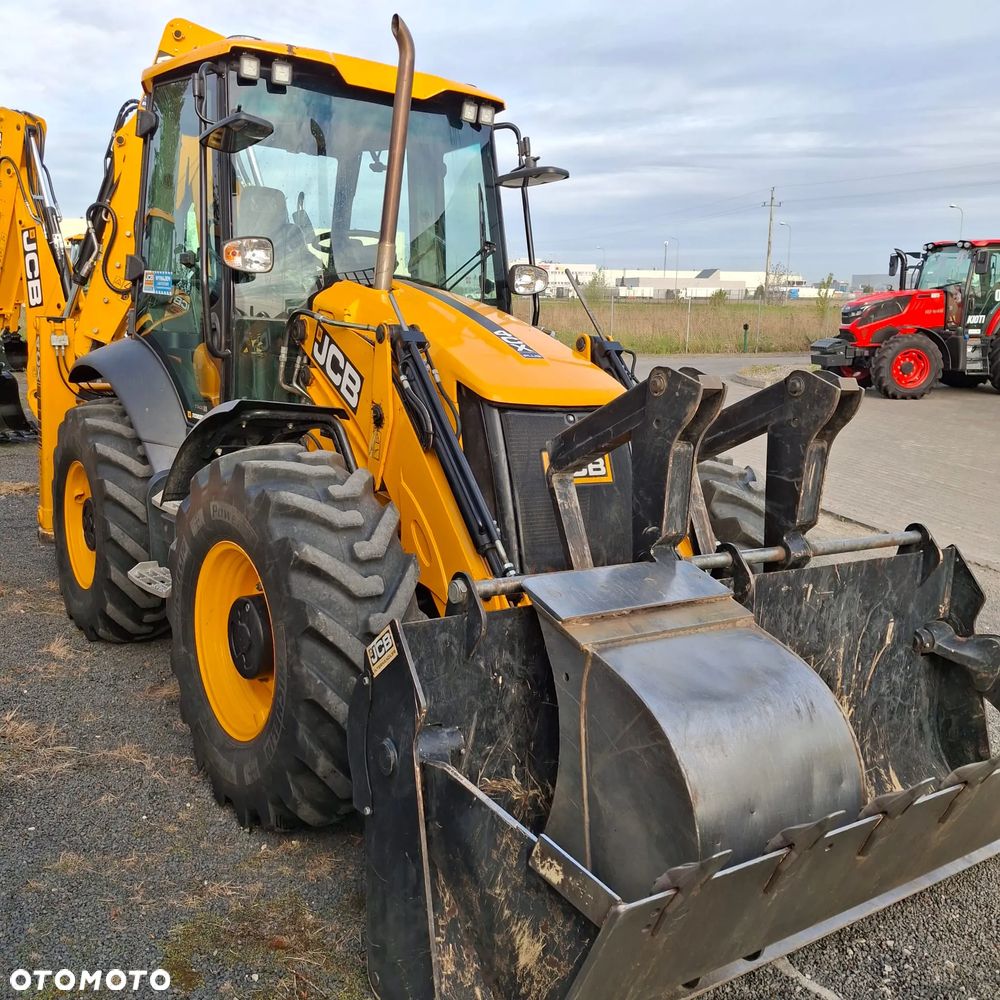 JCB 4CX PLUS AEC - 8