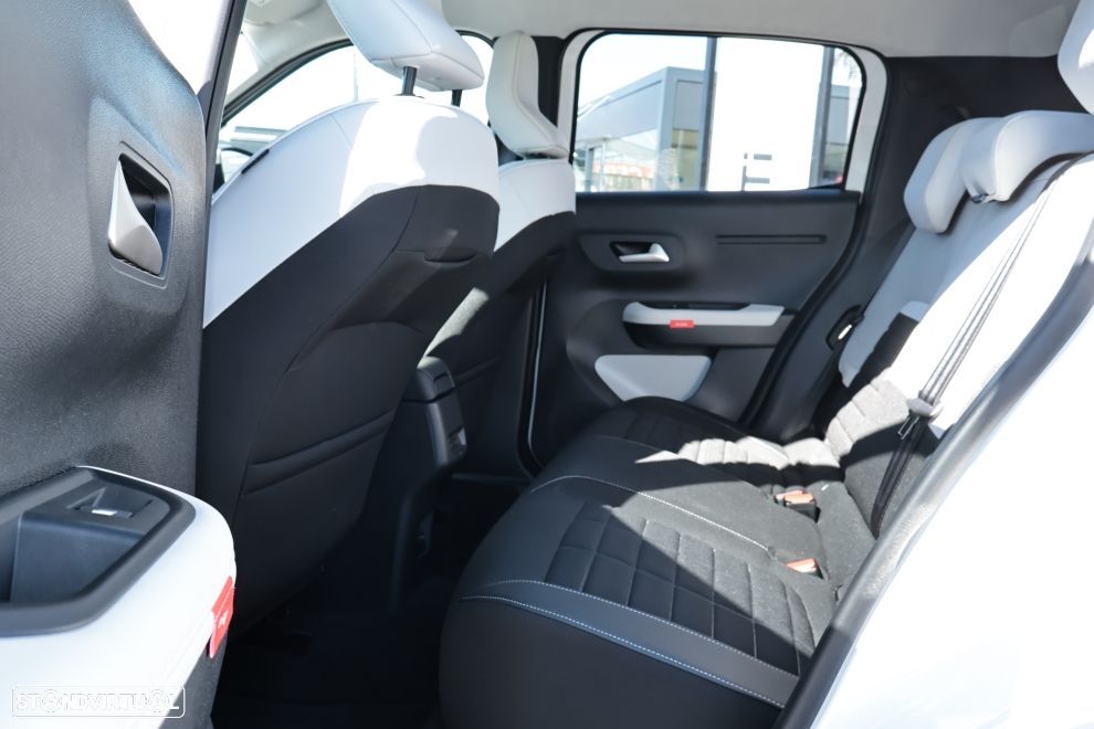 Citroën C3 1.2 Hybrid Max e-DSC6 - 17