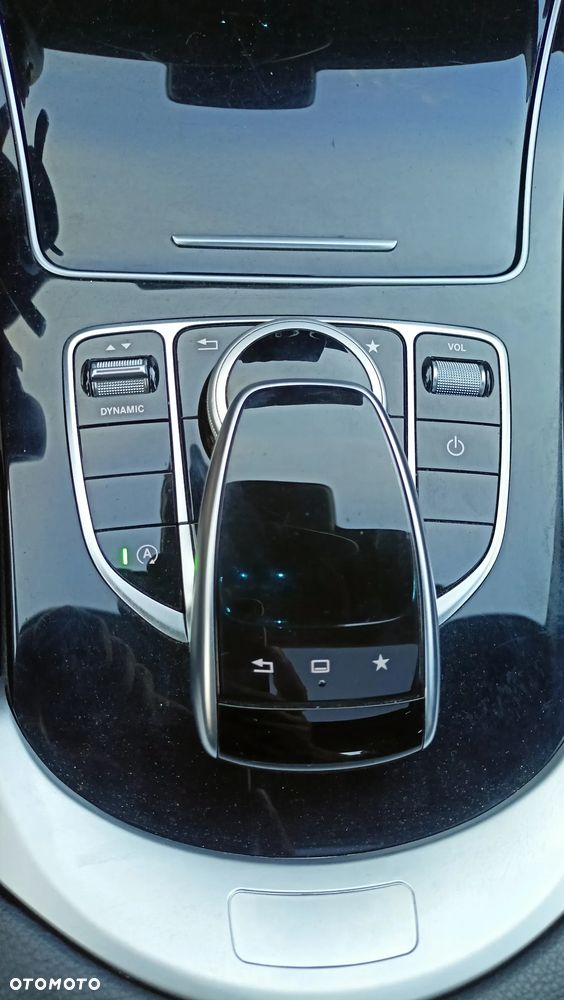 Mercedes-Benz Klasa C 180 7G-TRONIC Exclusive - 13