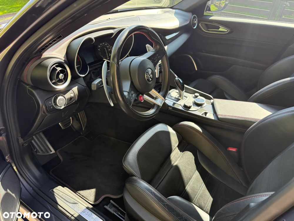 Alfa Romeo Giulia 2.9 Bi Turbo V6 Quadrifoglio - 7