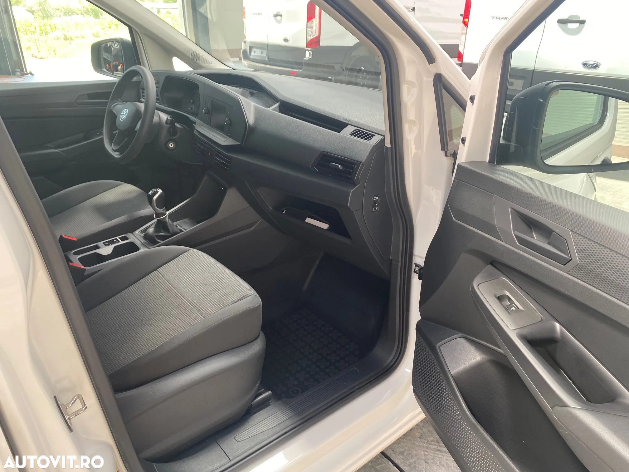 Volkswagen Caddy - 15